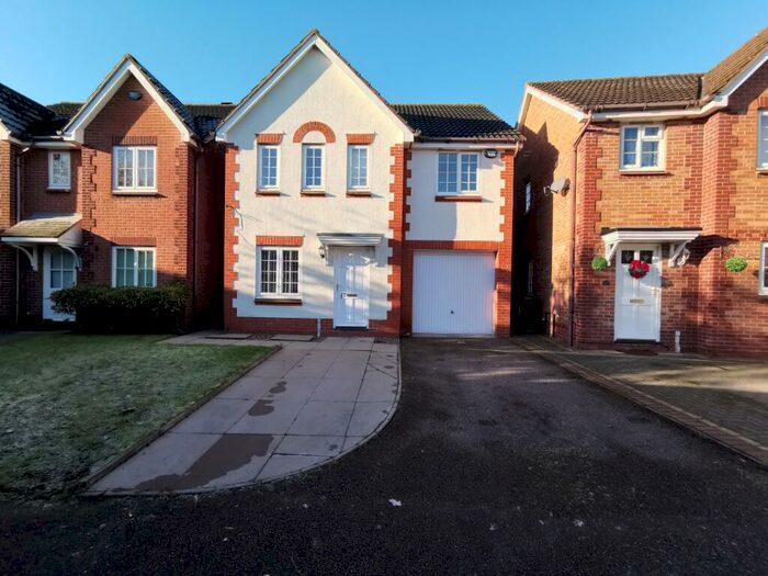 4 Bedroom Detached House To Rent In Holly Close, Walmley, Sutton Coldfield, B76