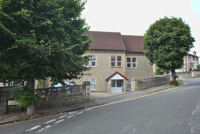 1 Bedroom Flat To Rent In Victoria Quadrant, Weston-Super-Mare, BS23