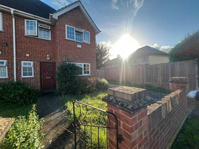 3 Bedroom Terraced House To Rent In Lime Grove, Hayes, UB3