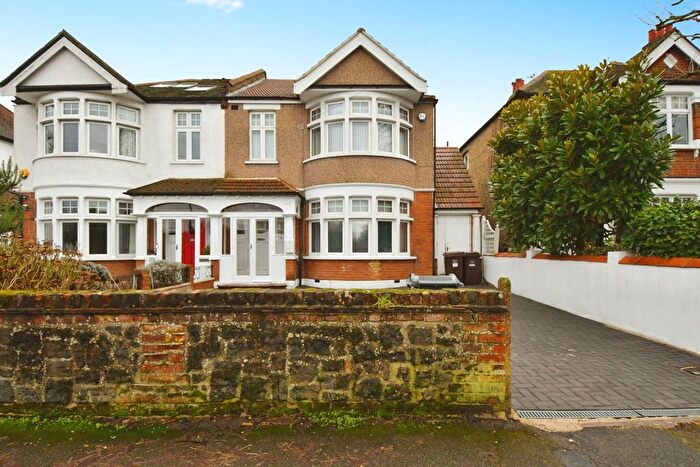 4 Bedroom Semi Detached House To Rent In Jersey Road, Osterley, TW7