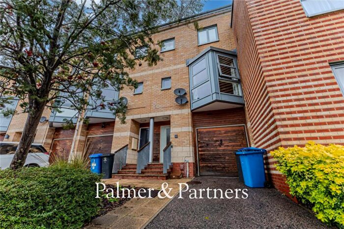 3 Bedroom Terraced House For Sale In Patteson Road, Ipswich, Suffolk, IP3