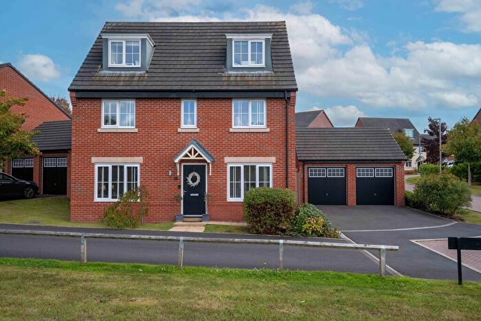 5 Bedroom Detached House For Sale In Firecrest Way, Kelsall, Tarporley, CW6