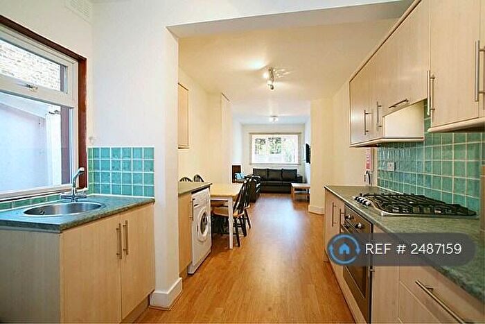 5 Bedroom Terraced House To Rent In Effingham Road, London, N8