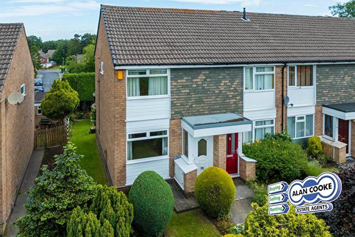 2 Bedroom Town House For Sale In Nursery Lane, Alwoodley, Leeds, LS17