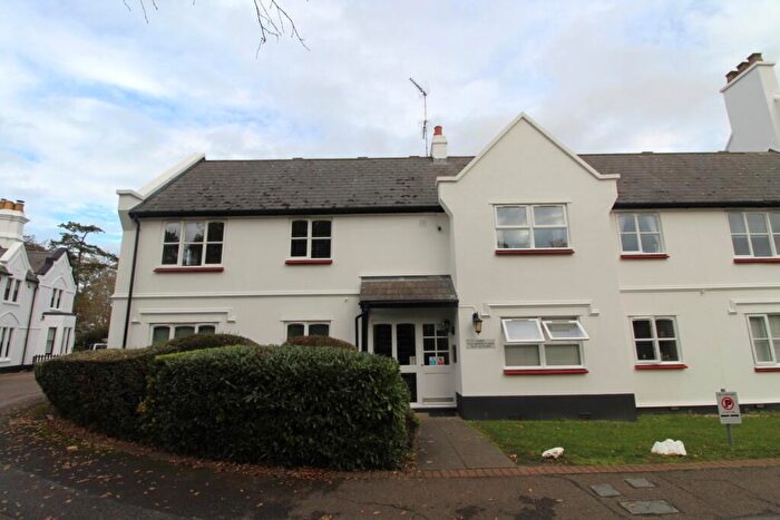 1 Bedroom Flat To Rent In Hutton Court Rayleigh Road, Hutton, Brentwood, Essex, CM13