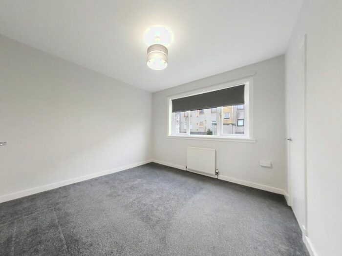 2 Bedroom Flat To Rent In Earn Crescent, Menzieshill, Dundee DD2