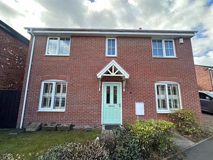 4 Bedroom Property To Rent In First Oak Drive, Clipstone, NG21