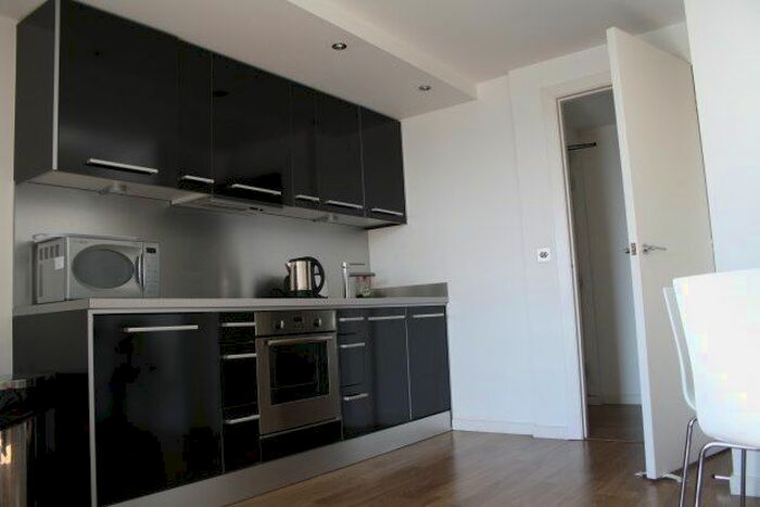 2 Bedroom Property To Rent In West Point, Leeds, LS1