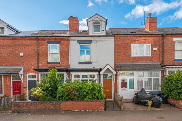 3 Bedroom Terraced House For Sale In Institute Road, Kings Heath, Birmingham, B14
