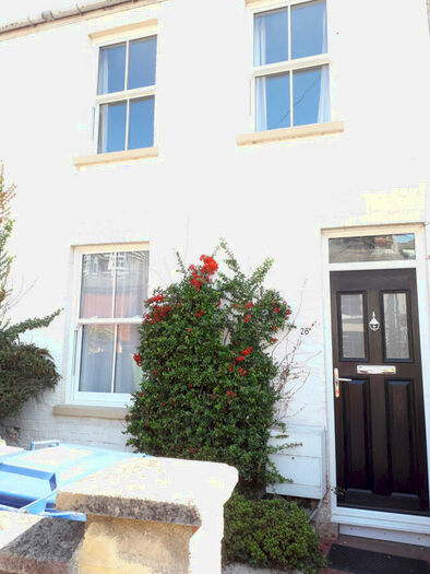 2 Bedroom House To Rent In Alma Place, Oxford, OX4