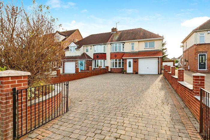 4 Bedroom Semi-Detached House For Sale In East View, Bawtry Road, Hellaby, Rotherham, S66