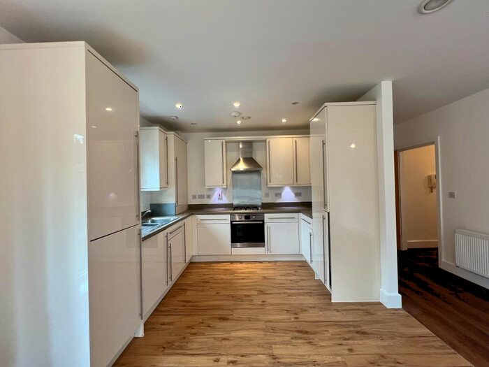 2 Bedroom Flat To Rent In Villa Close, Cholsey, Wallingford, OX10