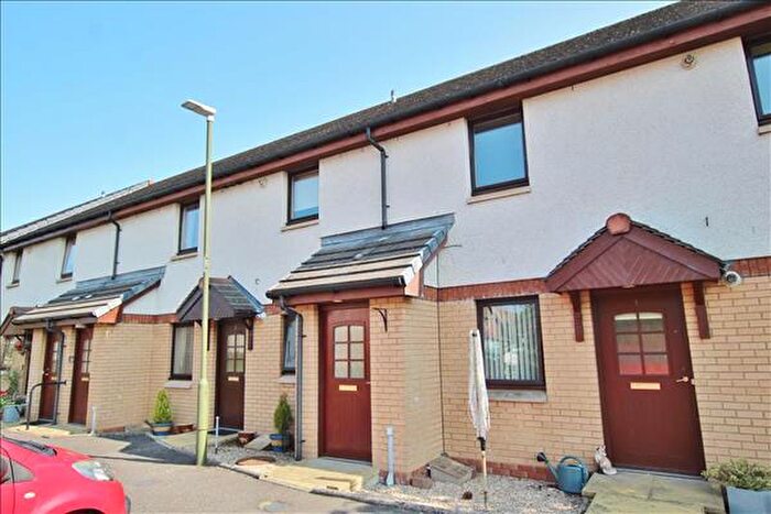 2 Bedroom Flat To Rent In Gascoigne Court, Falkirk, FK2