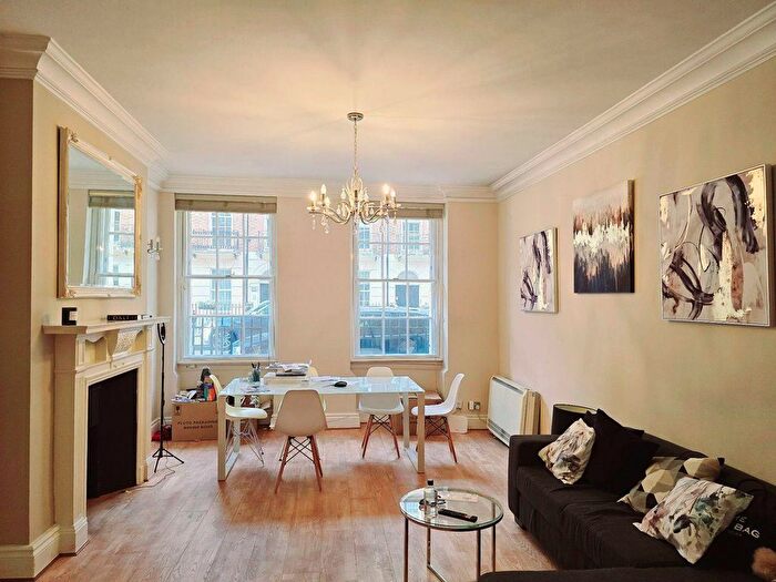 2 Bedroom Maisonette To Rent In , York Street, London, W1U