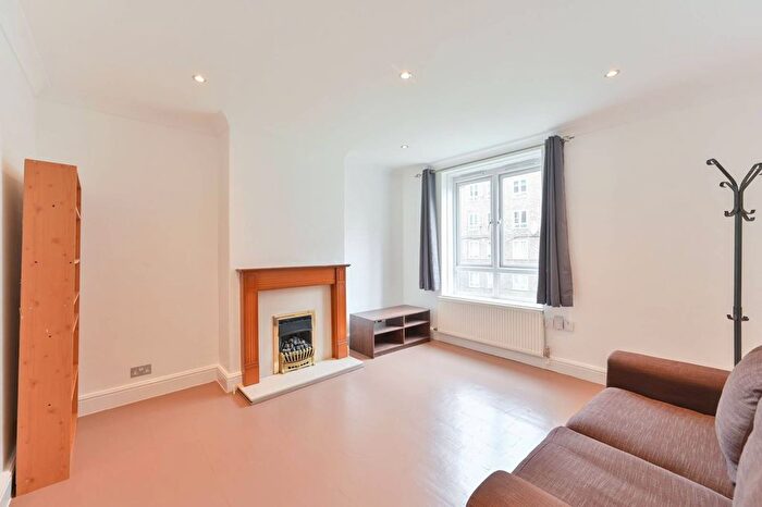 2 Bedroom Flat For Sale In Pulham House, Dorset Road, Vauxhall, London, SW8