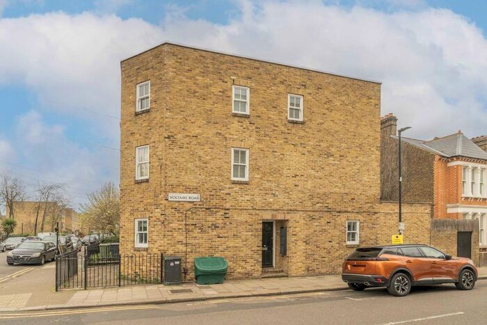 2 Bedroom Flat To Rent In Clapham Manor Street, London, SW4