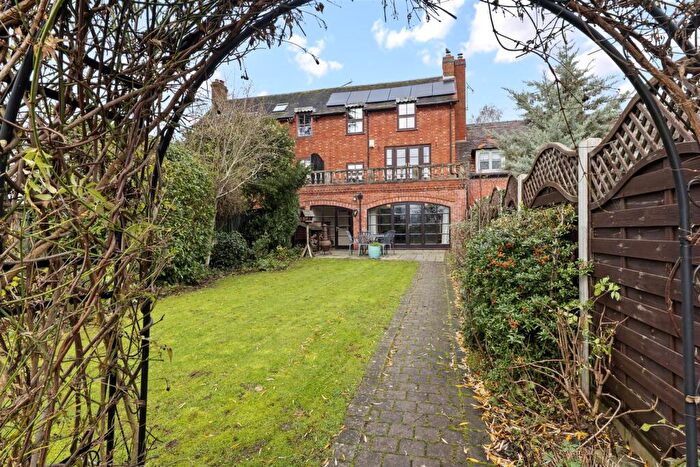 6 Bedroom Terraced House For Sale In Cedar Tree Farm, Fosse Way, Radford Semele, Leamington Spa, CV31