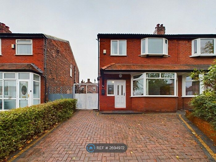 3 Bedroom Semi Detached House To Rent In Moseley Road, Levenshulme, Manchester, M19