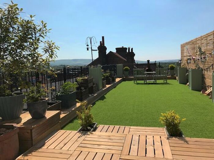 1 Bedroom Flat To Rent In St Swithuns Lane, BN7