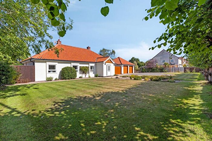 4 Bedroom Chalet For Sale In King's Lynn, PE30