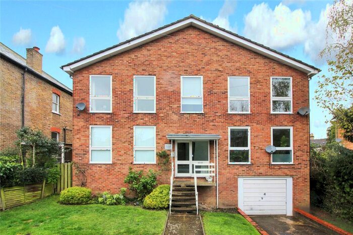 2 Bedroom Apartment To Rent In Prospect Road, Barnet, EN5