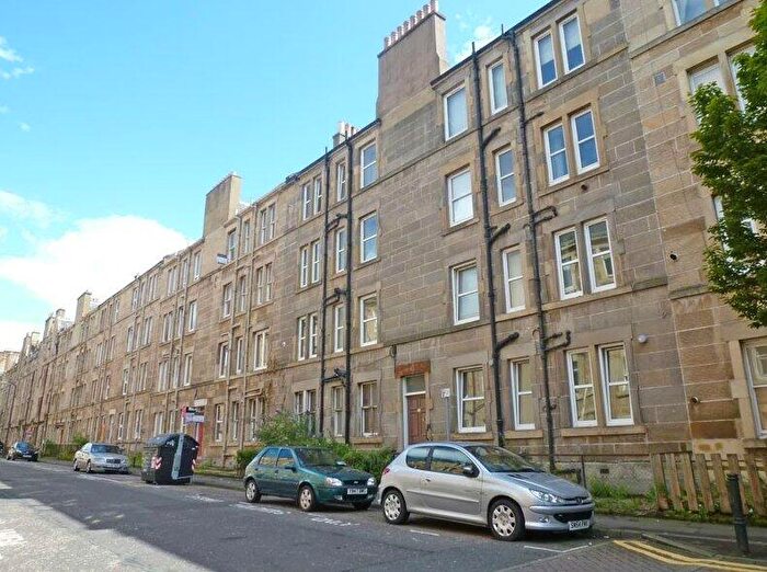 1 Bedroom Flat To Rent In Watson Crescent, Edinburgh, Midlothian, EH11