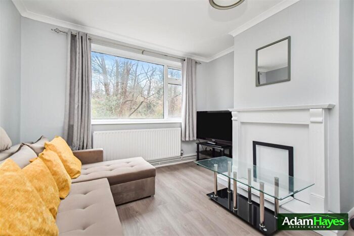 1 Bedroom Apartment For Sale In Abercorn Road, Mill Hill East, NW7