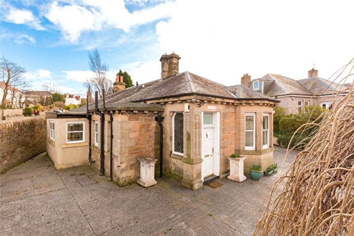 3 Bedroom Detached House To Rent In Craiglockhart Avenue, Edinburgh, Midlothian, EH14