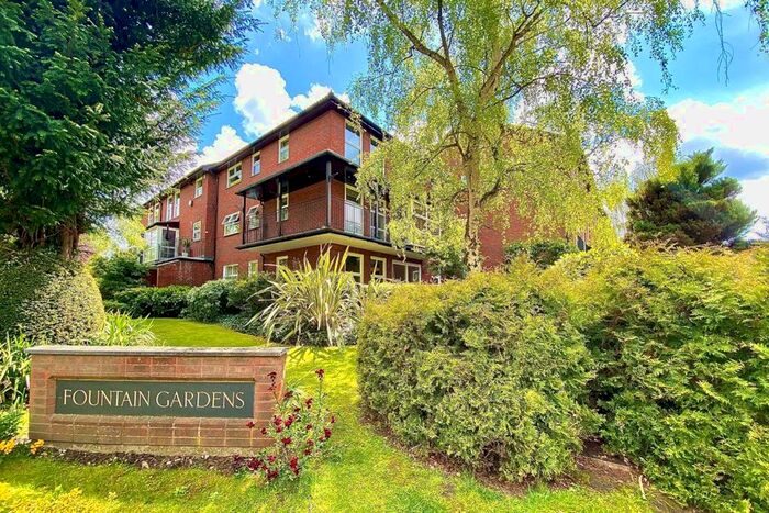 2 Bedroom Flat To Rent In Fountain Gardens, Windsor, SL4