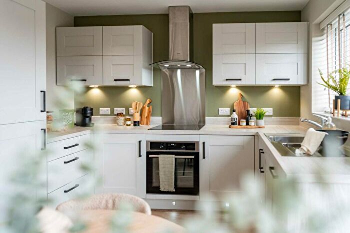 3 Bedroom Detached House For Sale In Doncaster Road, Harlington, Doncaster, DN5