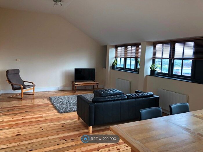 2 Bedroom Flat To Rent In Stone Yard, Nottingham, NG1