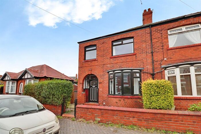 3 Bedroom End Of Terrace House To Rent In Smallman Road, Crewe, CW2