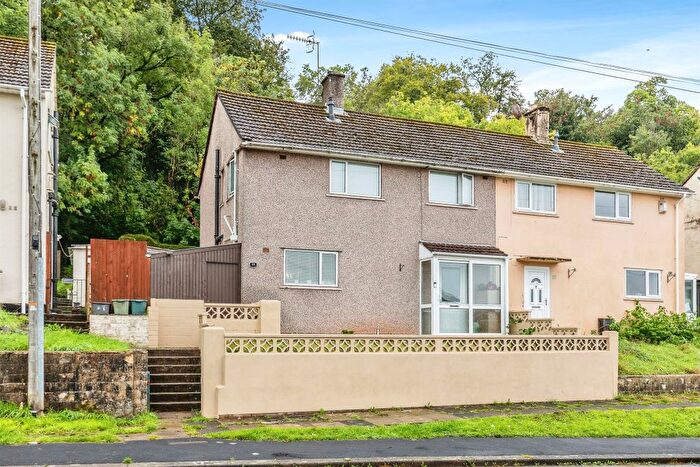 3 Bedroom Semi Detached House For Sale In Mancroft Avenue, Bristol, BS11