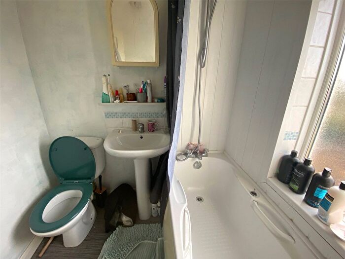 3 Bedroom Semi-detached House For Sale In Silverwood Avenue, Newton Abbot, Devon, TQ12