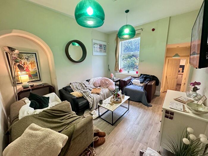 5 Bedroom Flat To Rent In *Pppw*Hope Drive, The Park, NG7