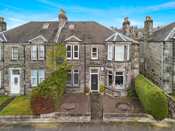 2 Bedroom Flat For Sale In Dewar Street, Dunfermline, KY12