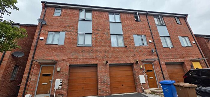4 Bedroom House To Rent In Christie Lane, M7