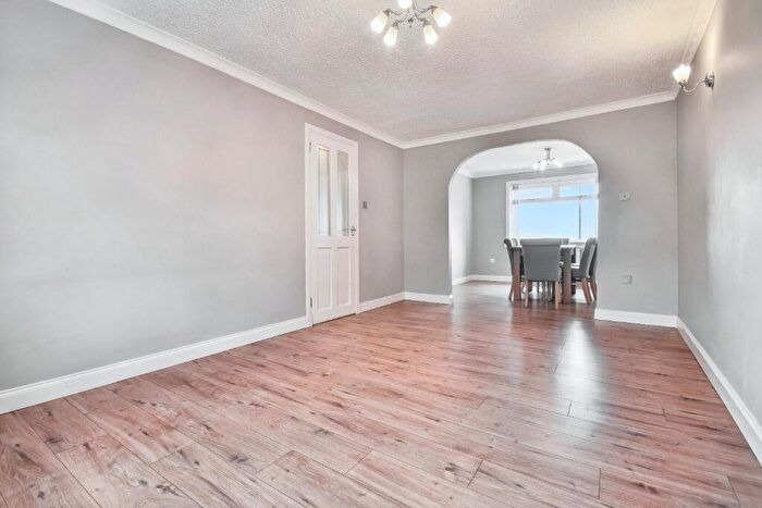 3 Bedroom Terraced House For Sale In Dykesneuk Road, Inverclyde, Port Glasgow, PA14