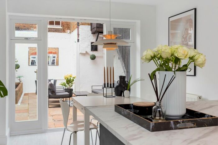 3 Bedroom Terraced House To Rent In St. Leonards Avenue, Windsor, SL4