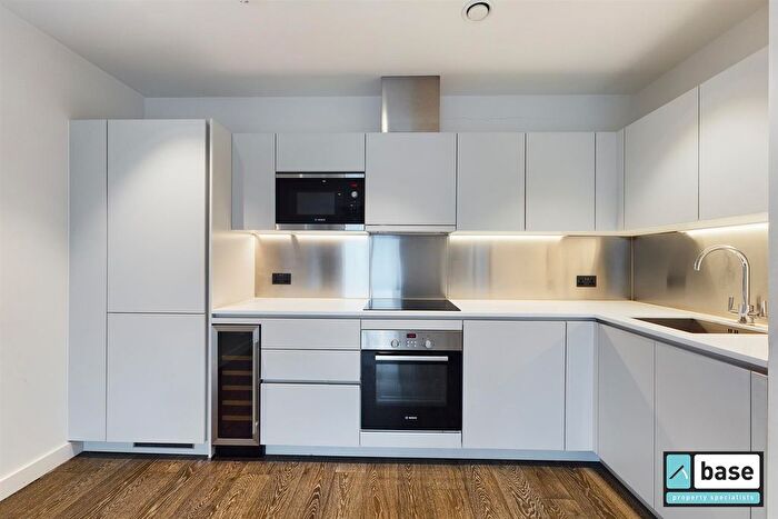 2 Bedroom Flat To Rent In Alderside Apartments, Salusbury Road, London, NW6