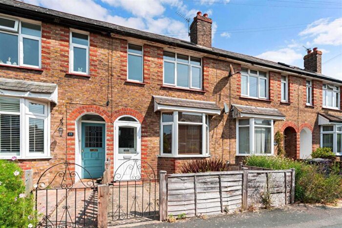 2 Bedroom Terraced House For Sale In Cambrai Avenue, Chichester, PO19