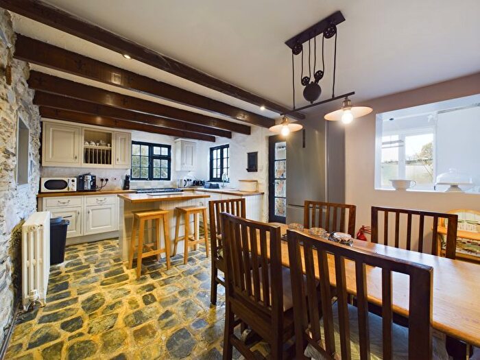 3 Bedroom End Of Terrace House For Sale In Bridge, Redruth, TR16