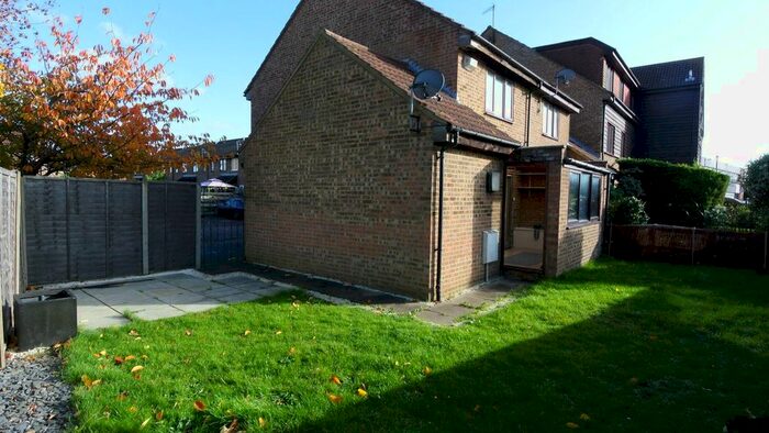 2 Bedroom Semi-Detached House For Sale In Cornerside, Ashford, TW15