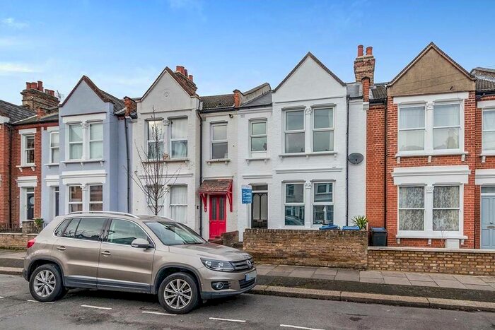 1 Bedroom Flat To Rent In Kohat Road, London SW19