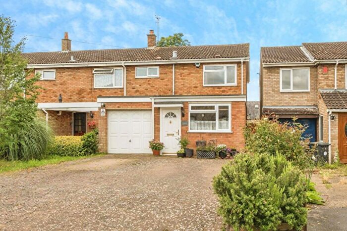 3 Bedroom End Of Terrace House For Sale In Mill Lane, Greenfield, MK45