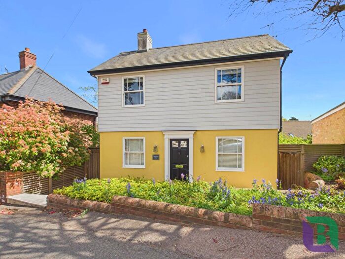 3 Bedroom Detached House For Sale In Church Road, Milton Keynes, MK17