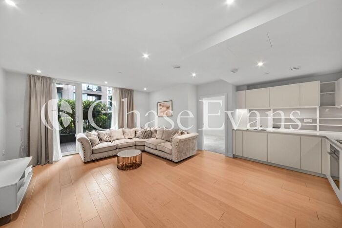 2 Bedroom Flat To Rent In Lockgate Road, Chelsea Creek, Fulham, SW6