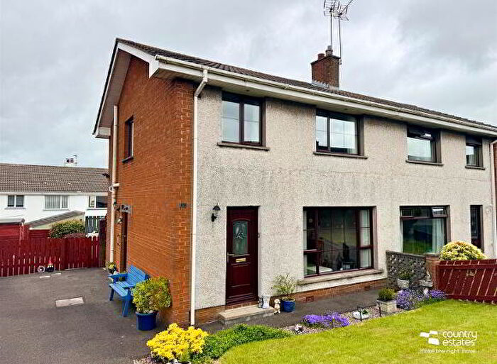 3 Bedroom Semi-Detached House For Sale In Collinview Avenue, Ballyclare, BT39