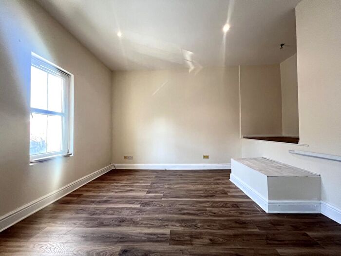 1 Bedroom Apartment To Rent In Woolwich Plumstead Borders, SE18