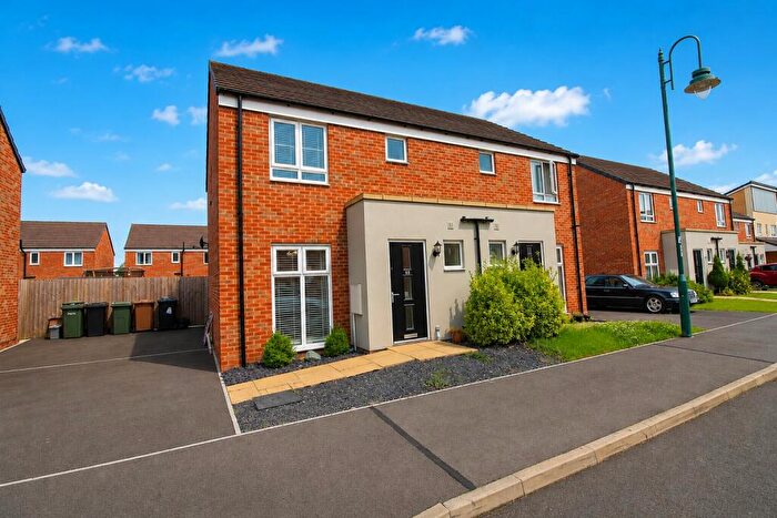 3 Bedroom Semi-Detached House To Rent In Saxonbury Way, Hempsted, Peterborough, PE2